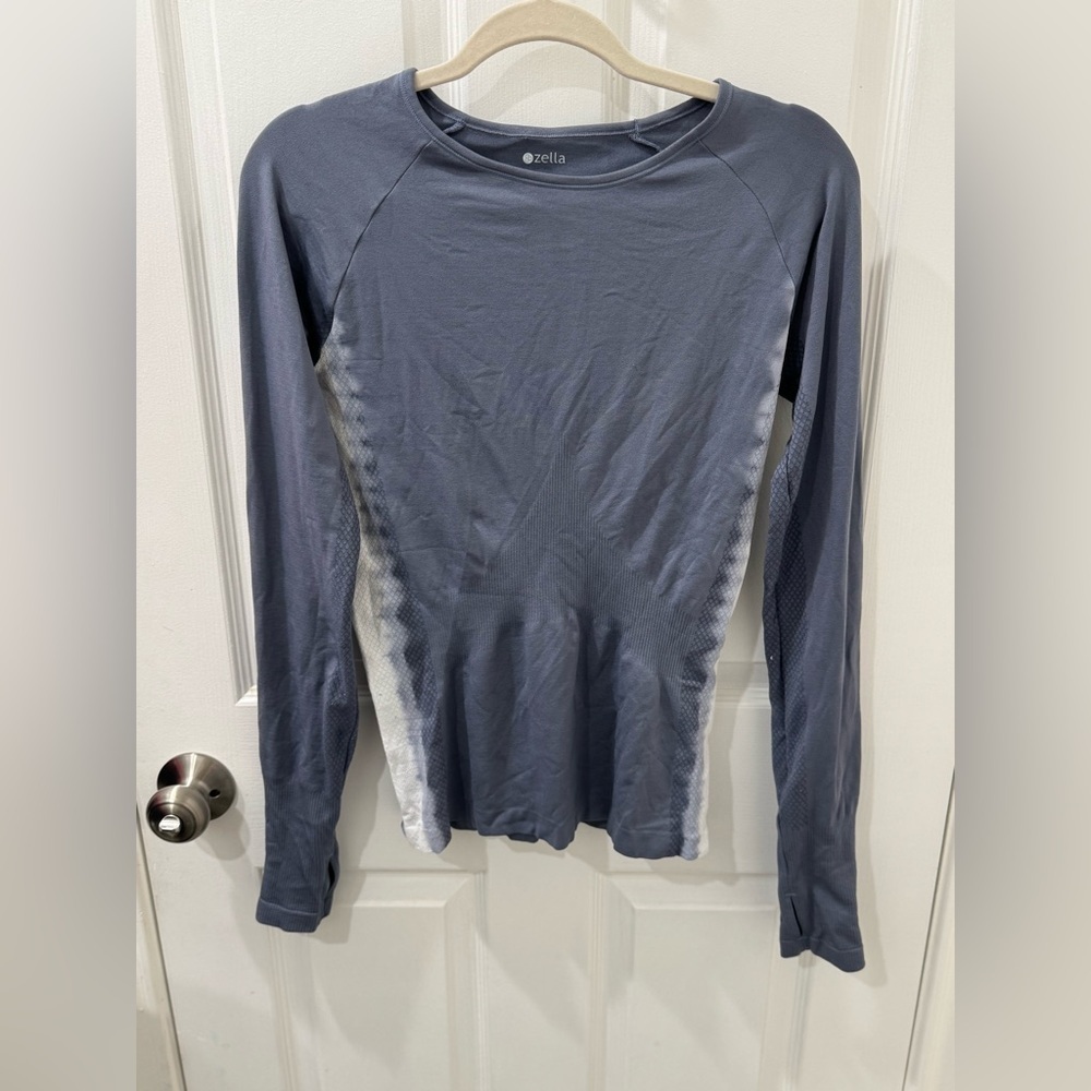 Zella Nordstrom Blue Long Sleeve Shirt with White Tie Die Detail